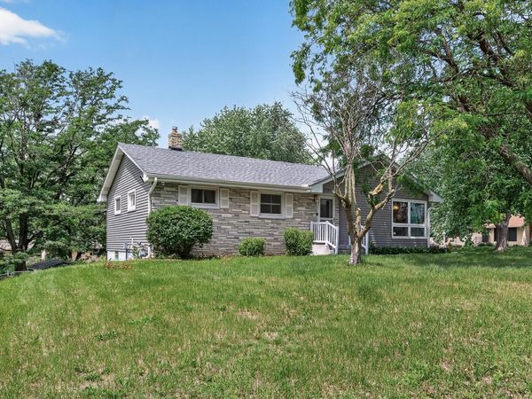 1791 Atlantic Street , Maplewood, MN 55109