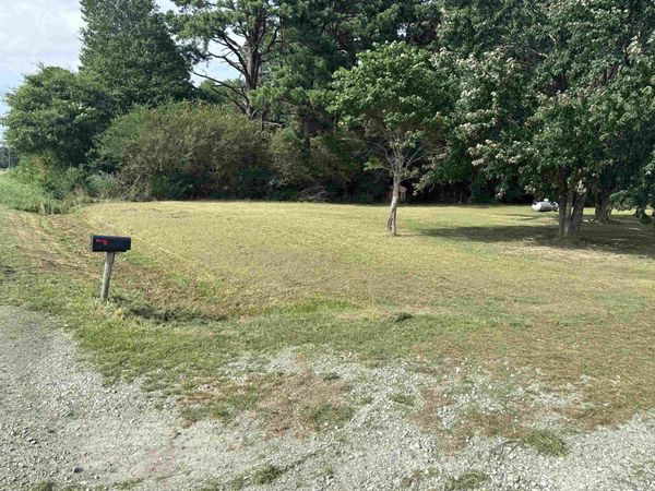 181 S Booth Road , Searcy, AR 72143