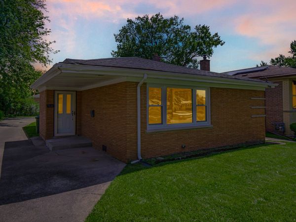 15041 Irving Avenue , Dolton, IL 60419
