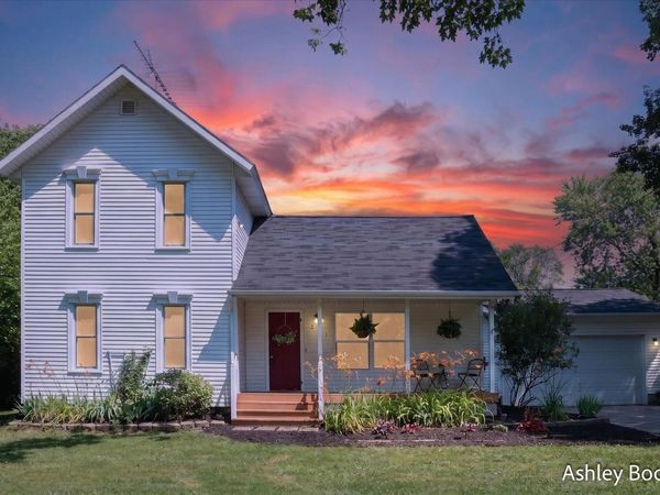 281 7 Mile Road NW, Comstock Park, MI 49321
