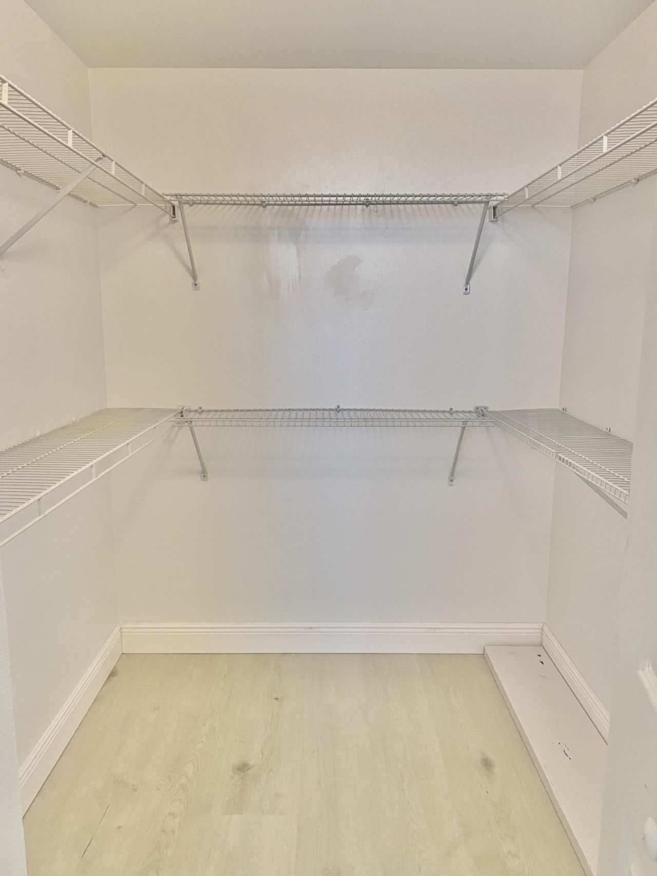 630 S Sapodilla Avenue, Unit 204, West Palm Beach, FL 33401 Photo