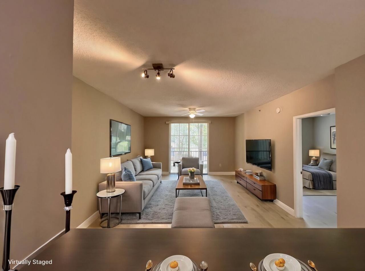 630 S Sapodilla Avenue, Unit 204, West Palm Beach, FL 33401 Photo
