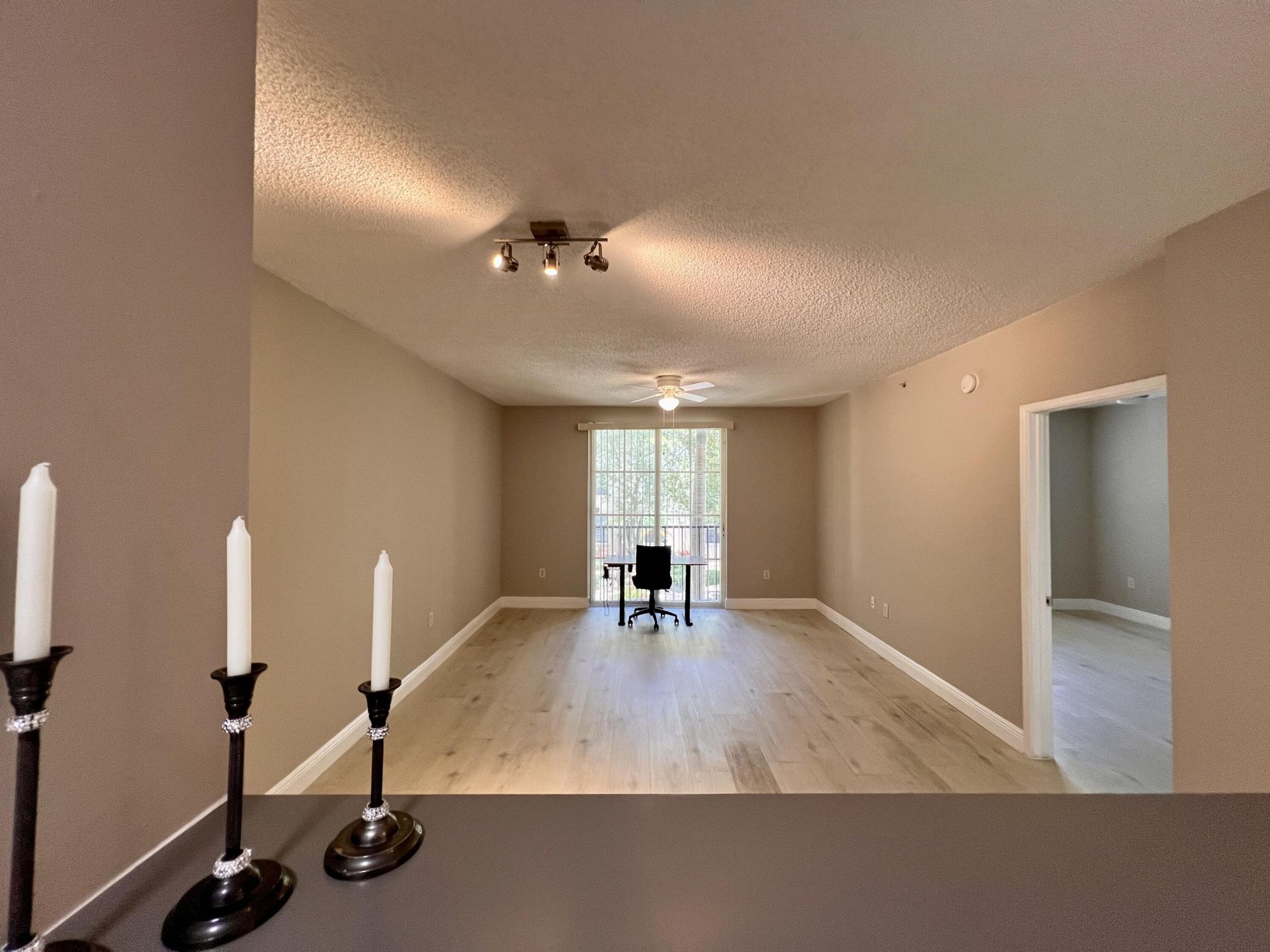 630 S Sapodilla Avenue, Unit 204, West Palm Beach, FL 33401 Photo