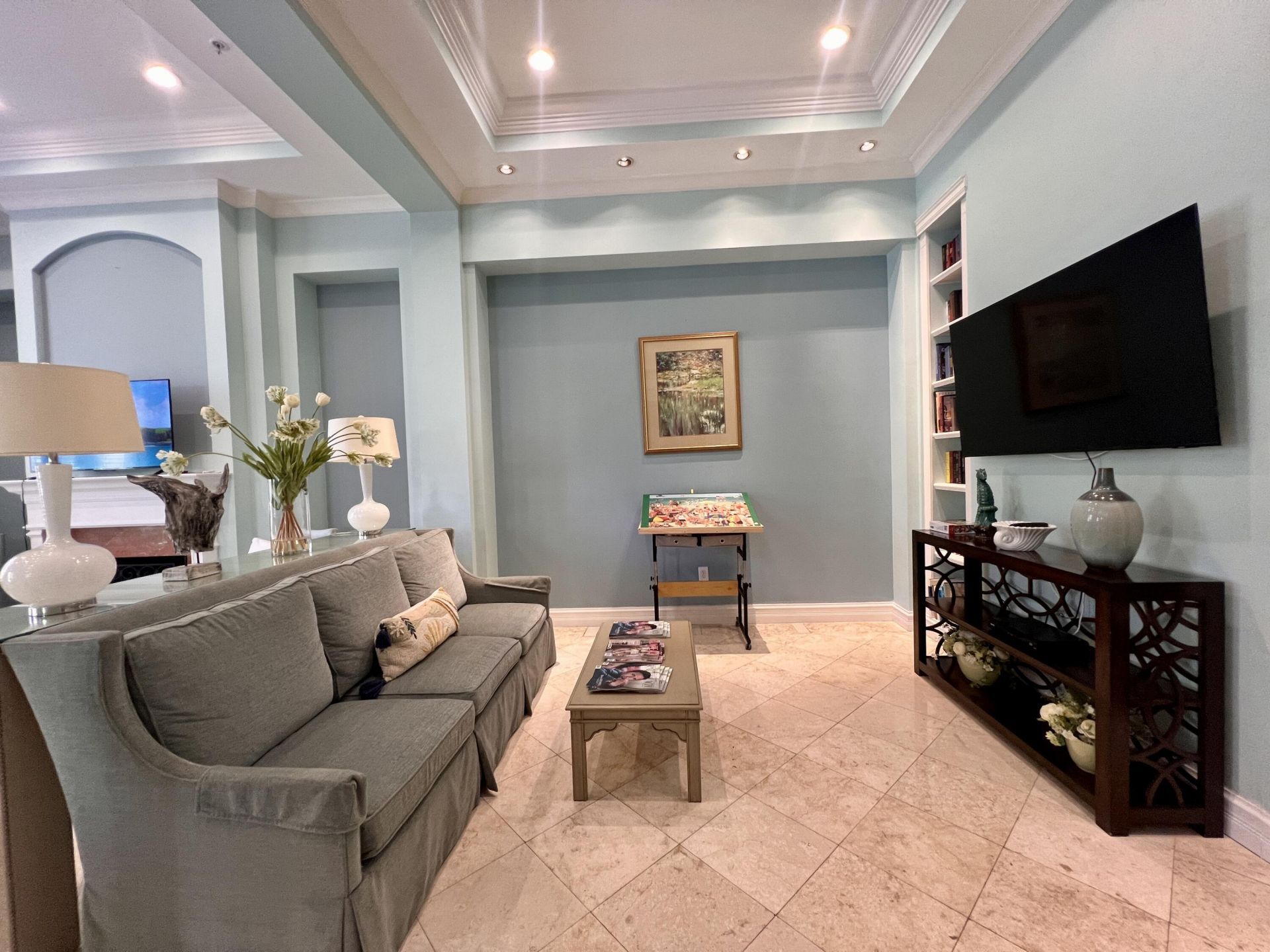 630 S Sapodilla Avenue, Unit 204, West Palm Beach, FL 33401 Photo