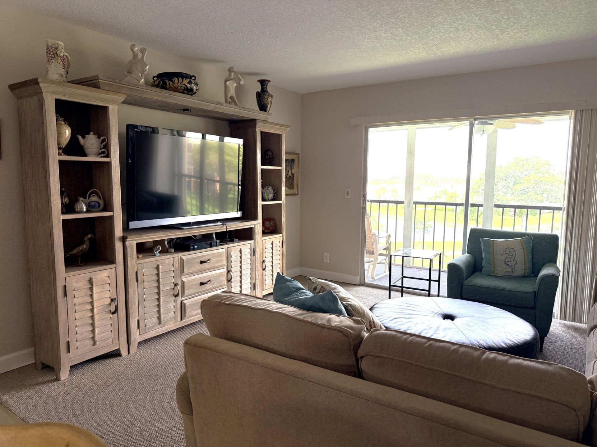 7146 Huntington Lane, Unit 403, Delray Beach, FL 33446 Photo