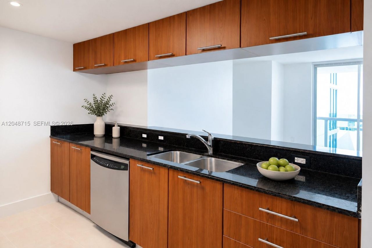 1800 N Bayshore Dr , Unit 4102, Miami, FL 33132 Photo