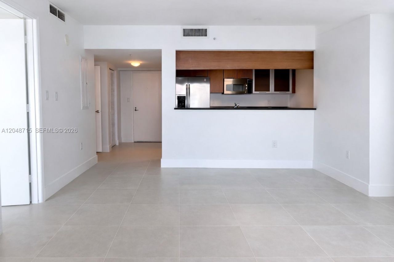 1800 N Bayshore Dr , Unit 4102, Miami, FL 33132 Photo