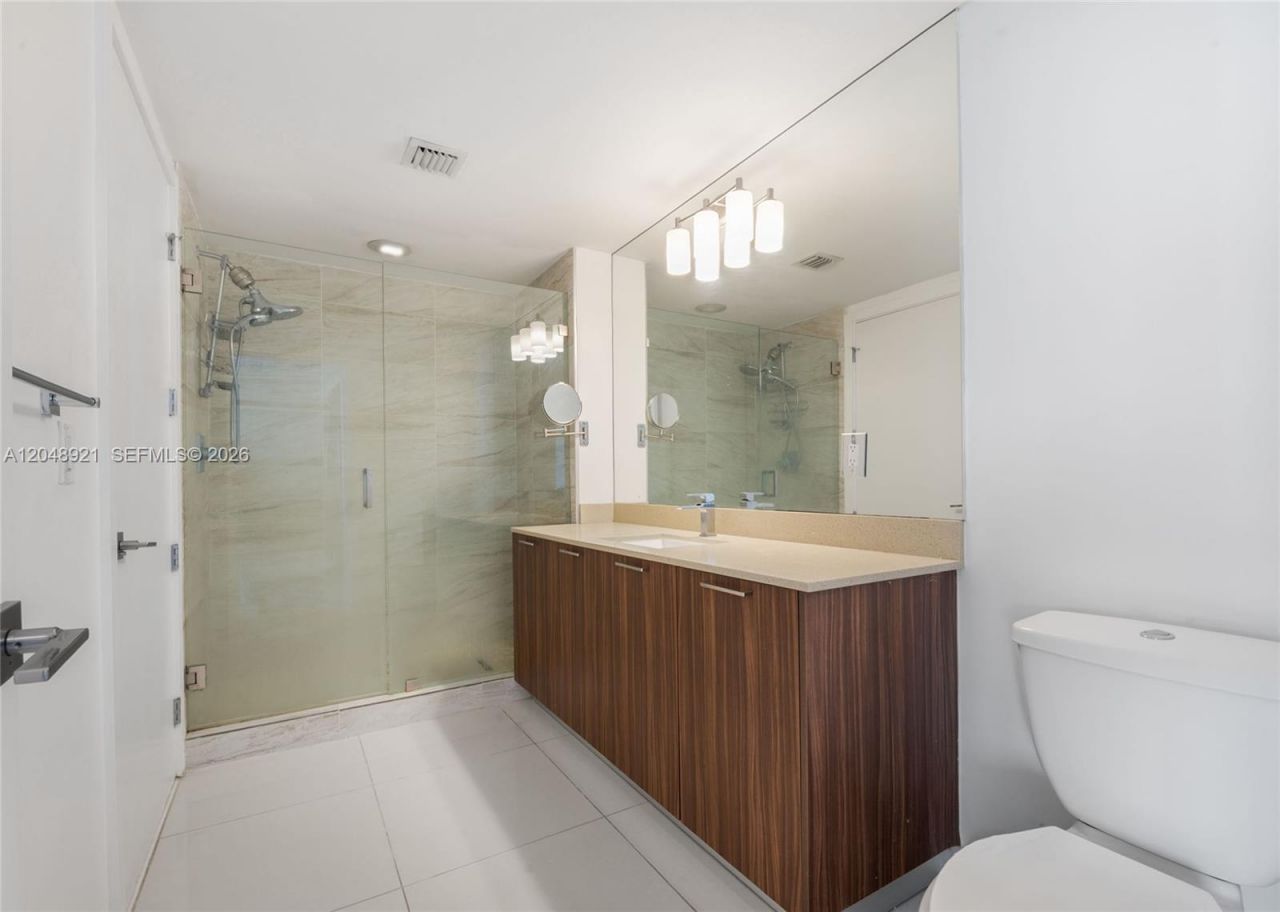 5252 NW 85th Ave , Unit 1005, Doral, FL 33166 Photo
