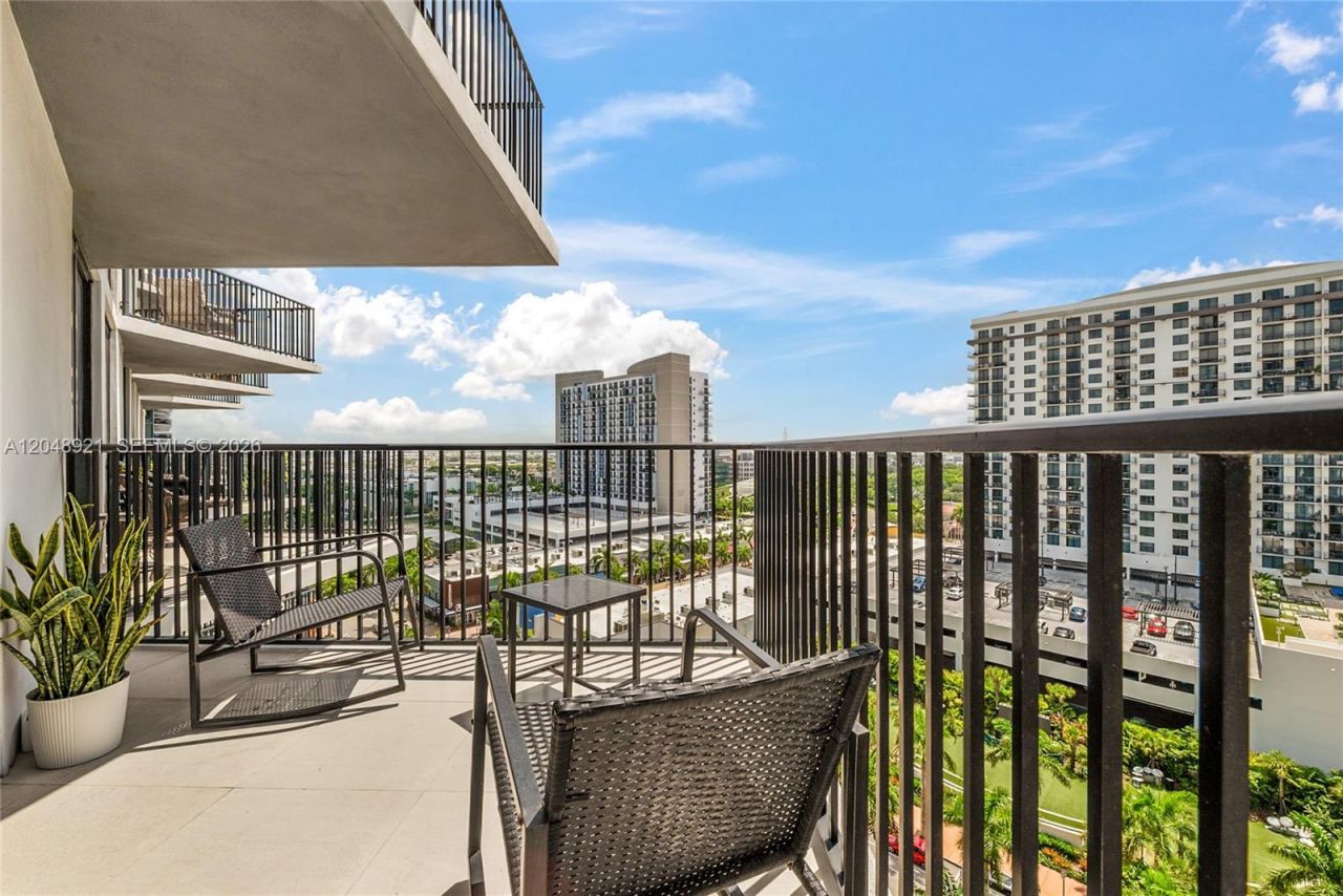 5252 NW 85th Ave , Unit 1005, Doral, FL 33166 Photo