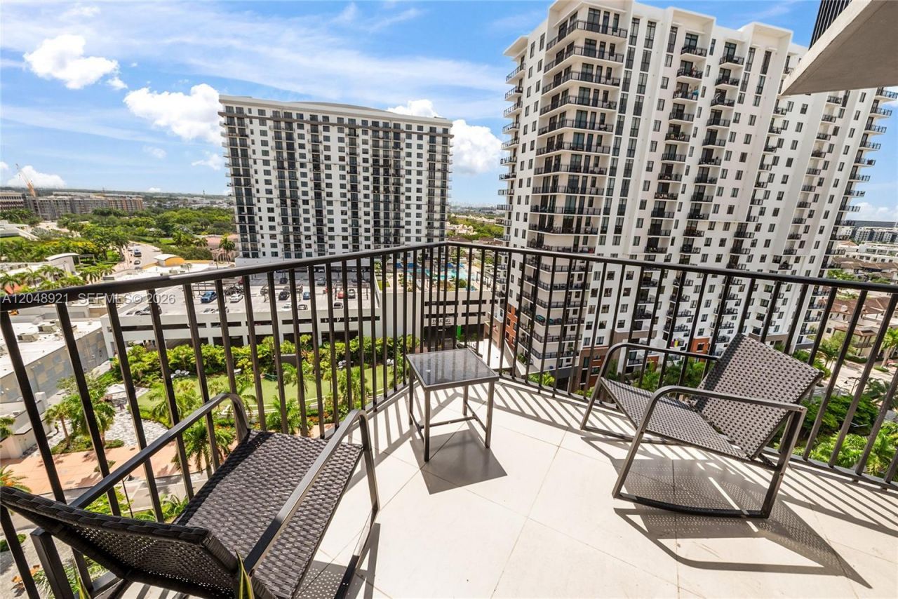 5252 NW 85th Ave , Unit 1005, Doral, FL 33166 Photo