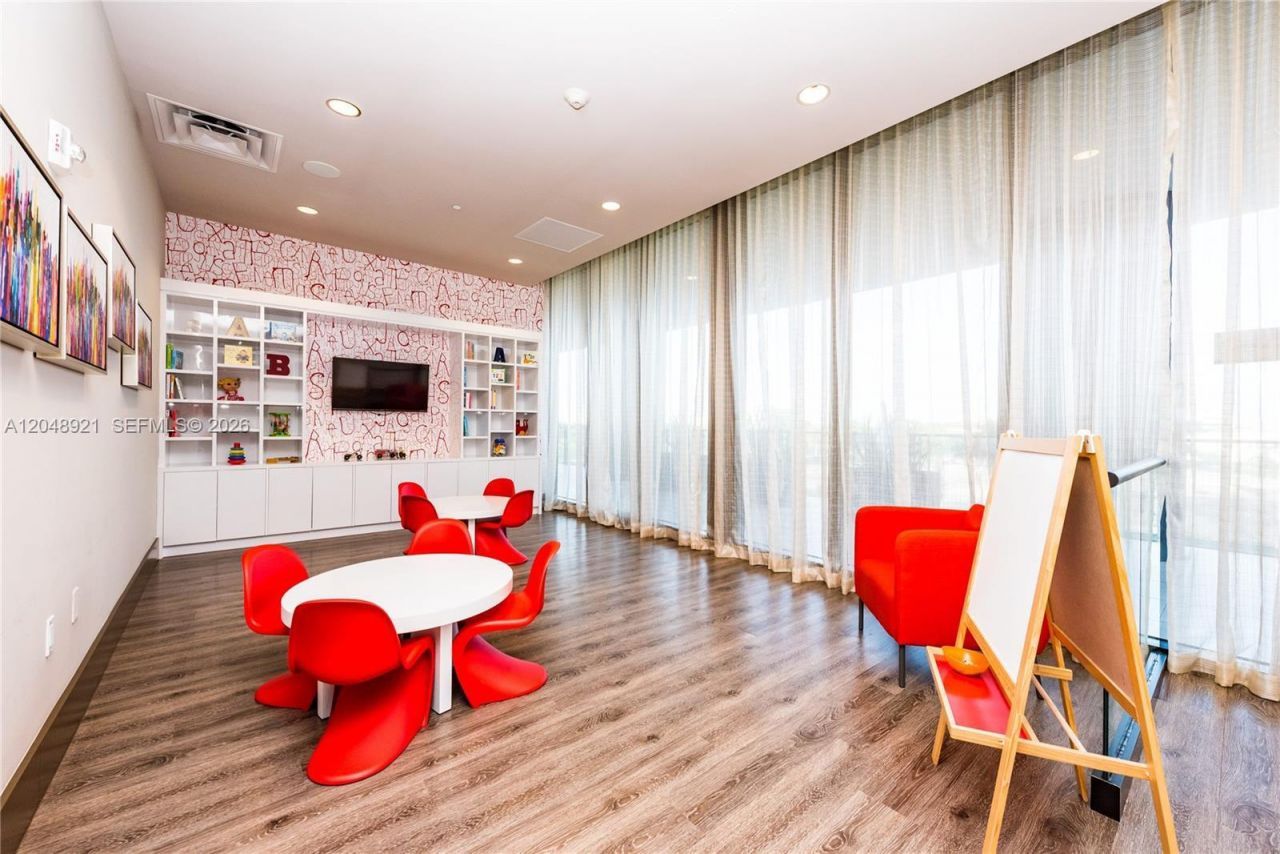 5252 NW 85th Ave , Unit 1005, Doral, FL 33166 Photo