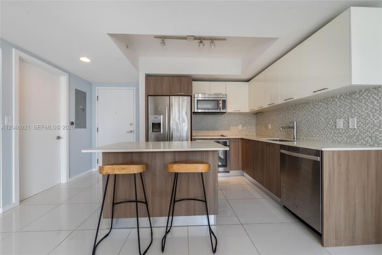 5252 NW 85th Ave , Unit 1005, Doral, FL 33166 Photo