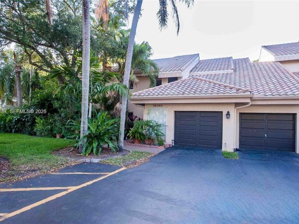 16301 Malibu Dr , Unit 79, Weston, FL 33326