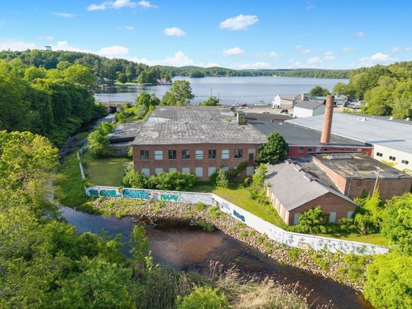 277 E Main St, East Brookfield, MA 01515