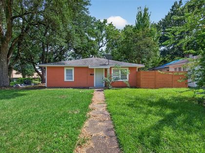 1401 Glen Oak Place  Shreveport, LA 71103