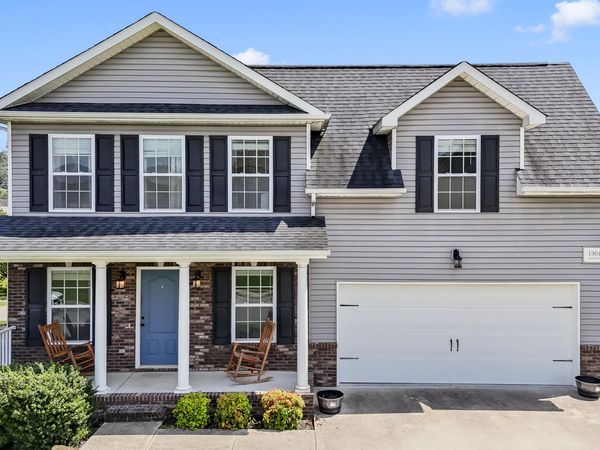 1904 Mahogany Wood Tr, Knoxville, TN 37920