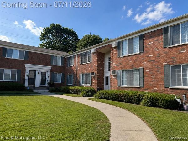 433 Miller Avenue, Rochester, MI 48307