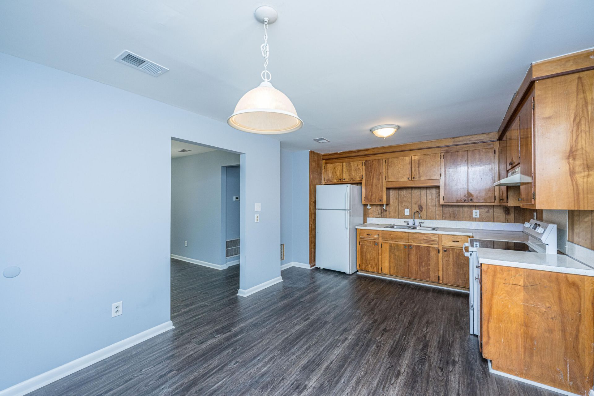 4472 Elderwood Court Photo 10