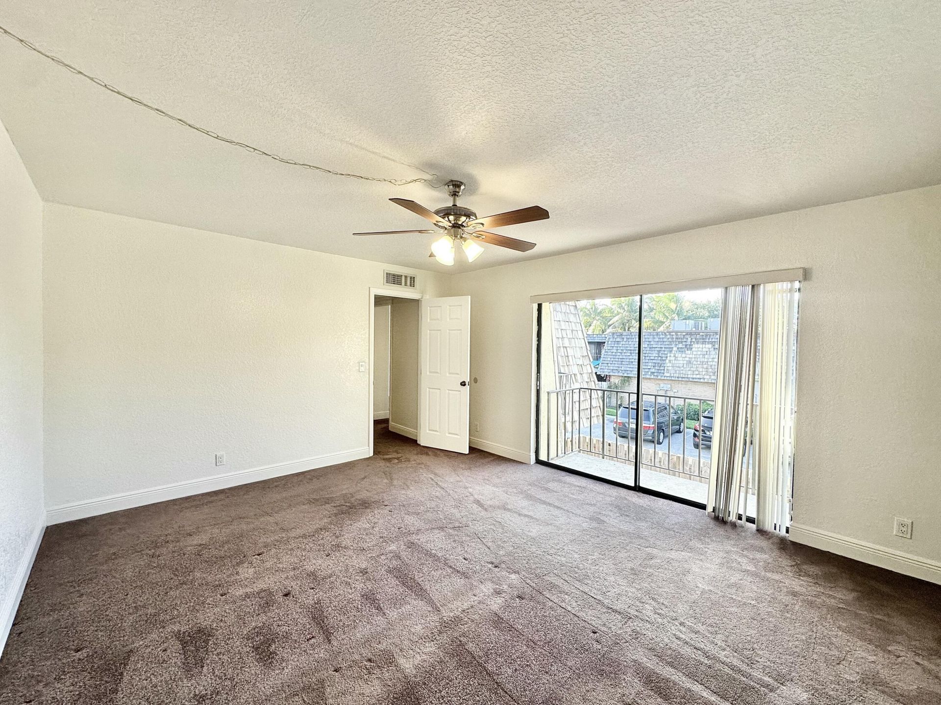 251 Lake Arbor Drive, Palm Springs, FL 33461 Photo