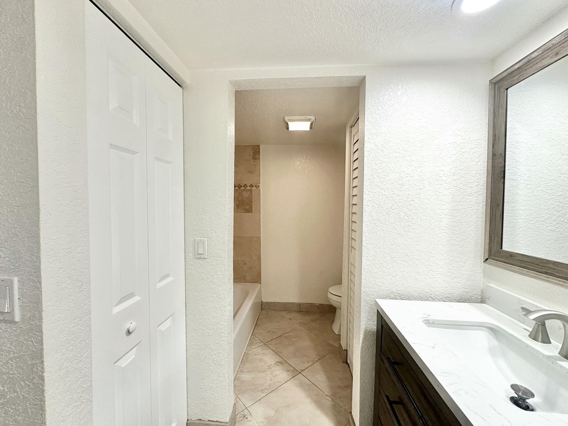 251 Lake Arbor Drive, Palm Springs, FL 33461 Photo