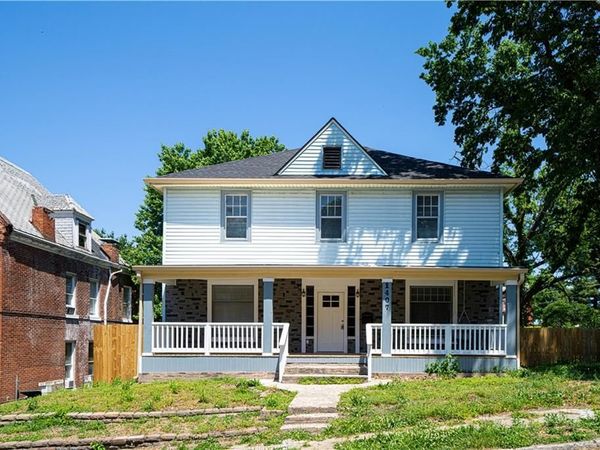 1407 Felix Street, St Joseph, MO 64501