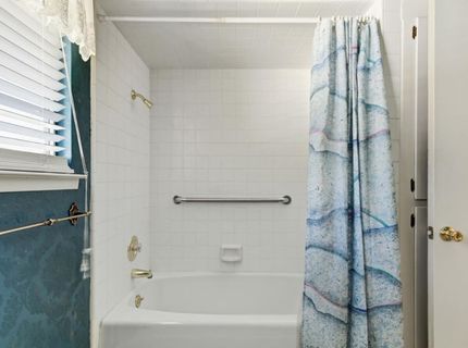 405 Crocker Rd, Sacramento, CA 95864 Photo
