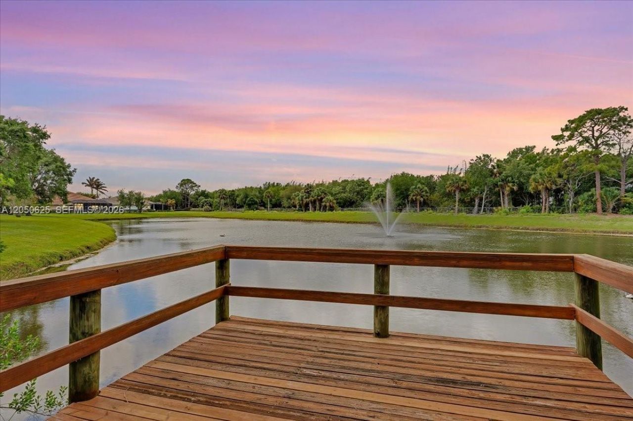 520 Caroline Dr, Vero Beach, FL 32968 Photo