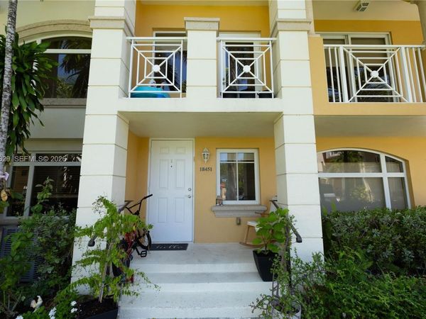 18451 NE 27th Pl, Aventura, FL 33160