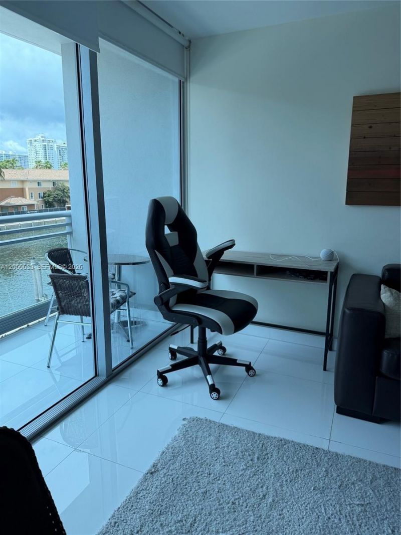 2950 NE 188th St , Unit 216, Aventura, FL 33180 Photo