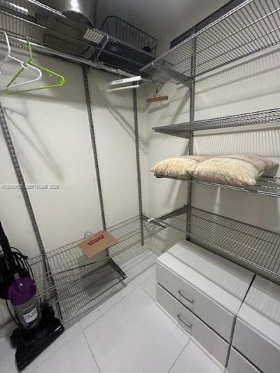 2950 NE 188th St , Unit 216, Aventura, FL 33180 Photo