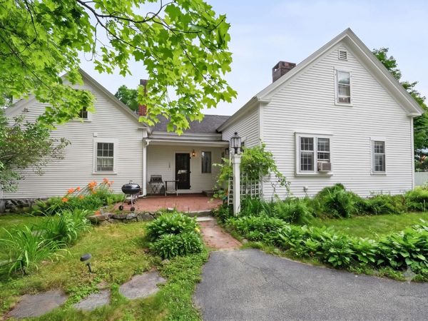 7 Bennington Road, Hancock, NH 03449