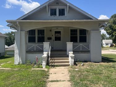 1127 D Street, Fairbury, NE 68352