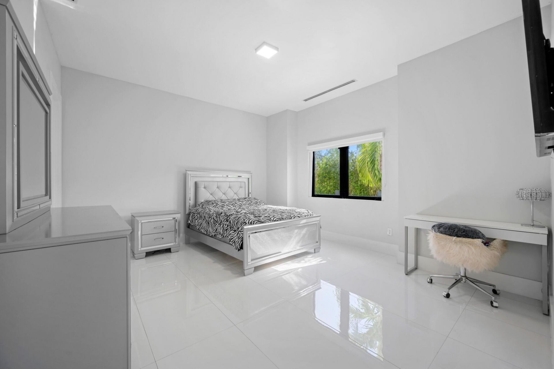 11350 NW 8th Street, Plantation, FL 33325 Photo