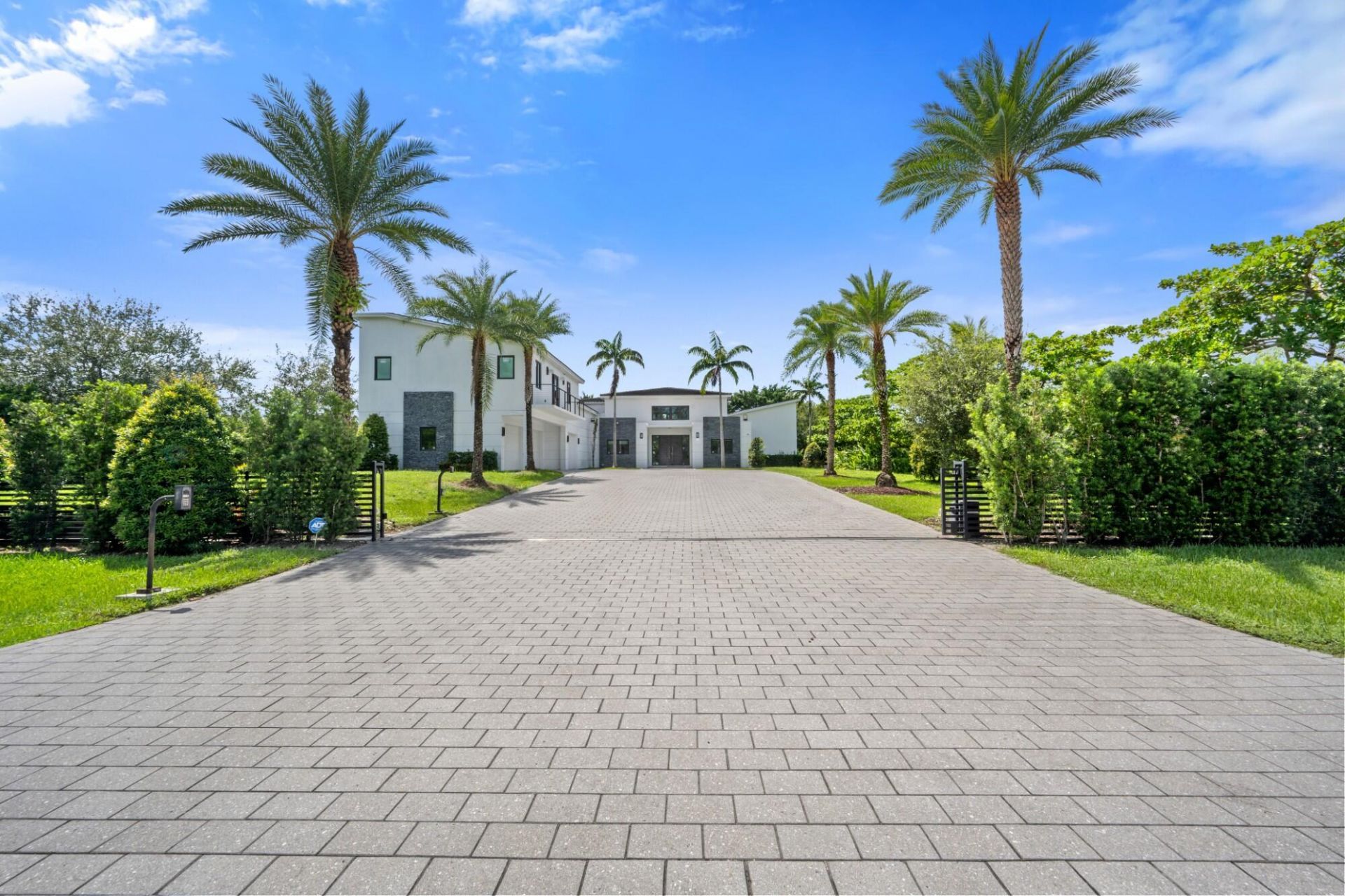 11350 NW 8th Street, Plantation, FL 33325 Photo