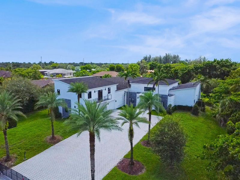 11350 NW 8th Street, Plantation, FL 33325 Photo