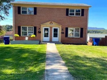 209 A S SHENANDOAH AVENUE , FRONT ROYAL, VA 22630