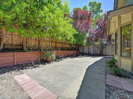 502 Bedford Ct, Roseville, CA 95661 Photo