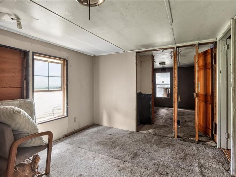 2865 Palomino RD NW, Somerset, OH 43150 Photo 8