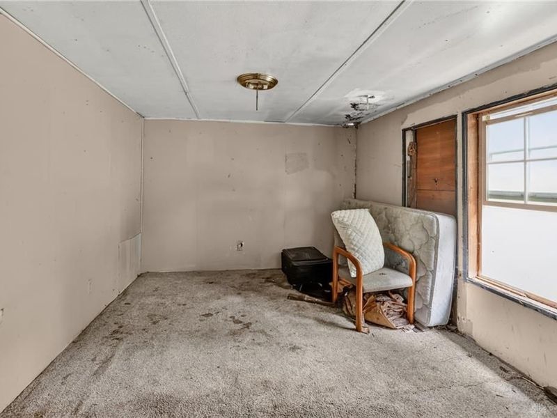 2865 Palomino RD NW, Somerset, OH 43150 Photo 9