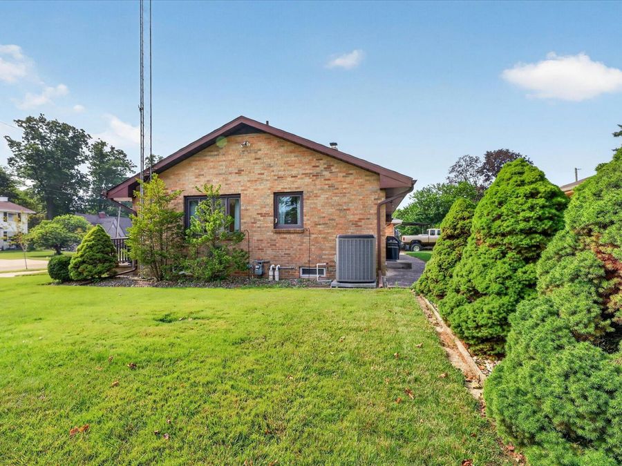 Property Image 32