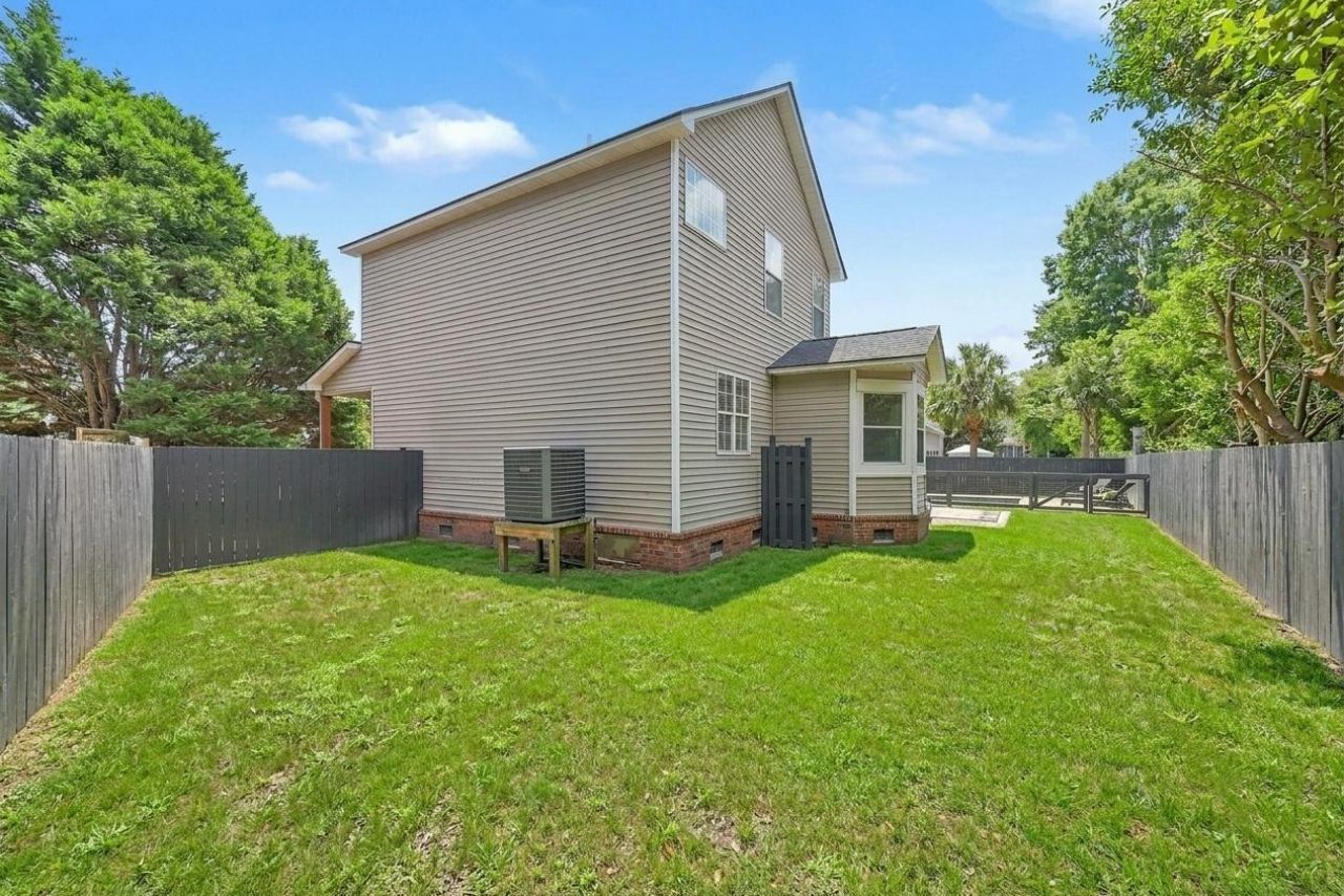 1413 Spanish Moss Court Photo 42