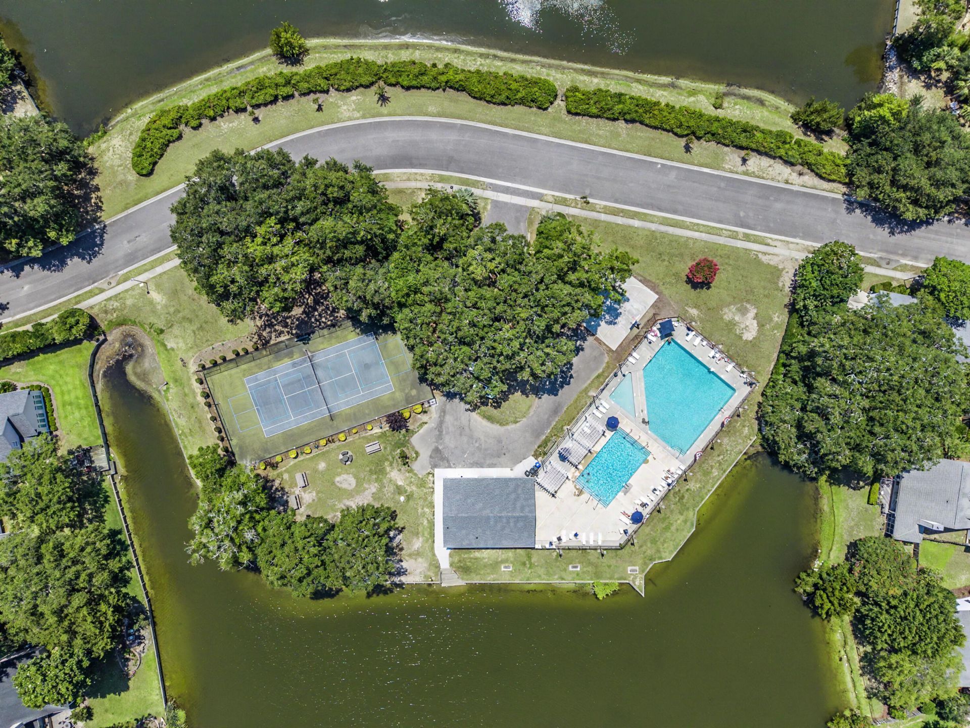 1413 Spanish Moss Court Photo 46