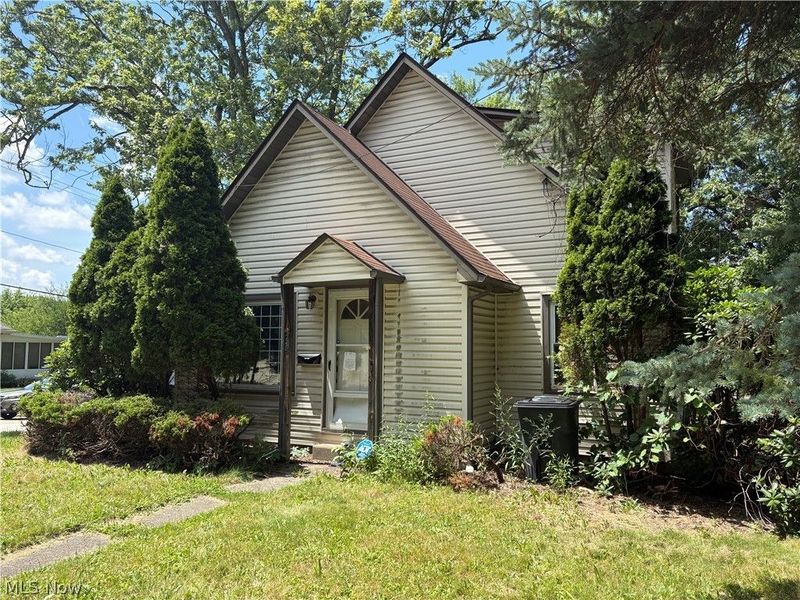 438 Baldwin Road, Akron, OH 44312 Photo 3