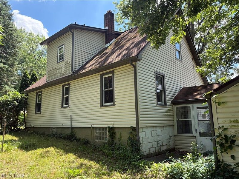 438 Baldwin Road, Akron, OH 44312 Photo 4