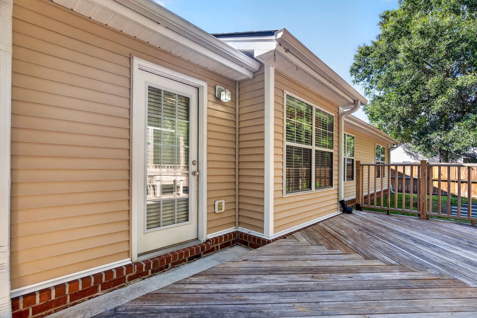 5316 Tidewater Drive Photo 9