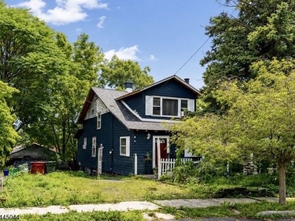 38 Orchard St, Nutley, NJ 07110