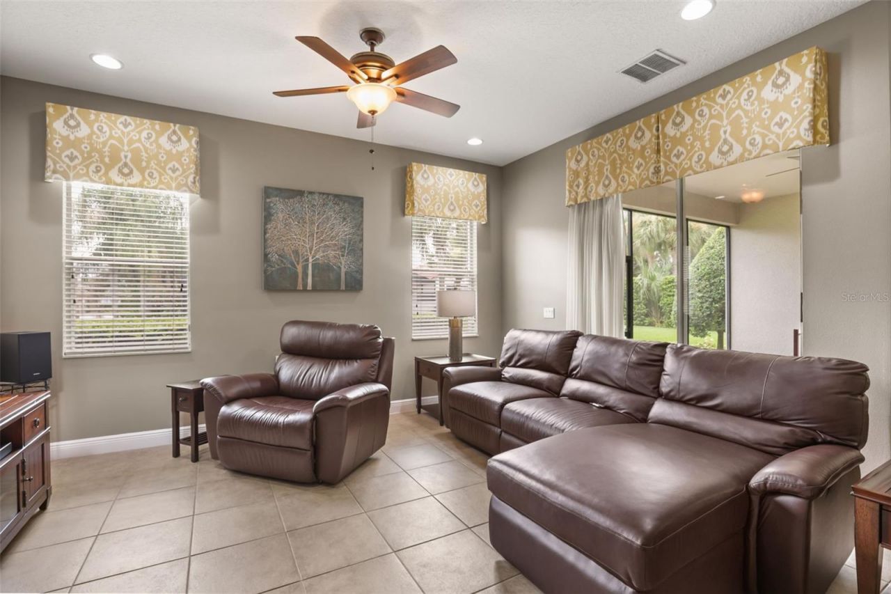 843 Wood Briar Loop, Sanford, FL 32771 Photo