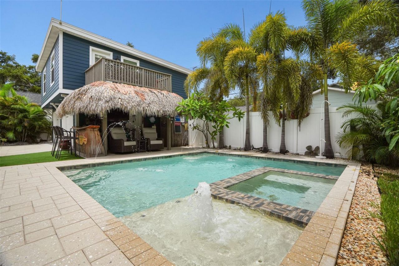 636 Wilkie Street, Dunedin, FL 34698 Photo