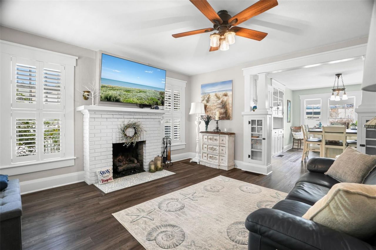 636 Wilkie Street, Dunedin, FL 34698 Photo
