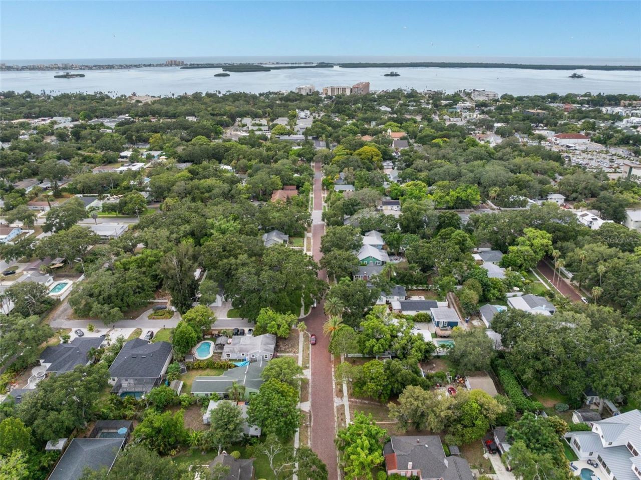 636 Wilkie Street, Dunedin, FL 34698 Photo